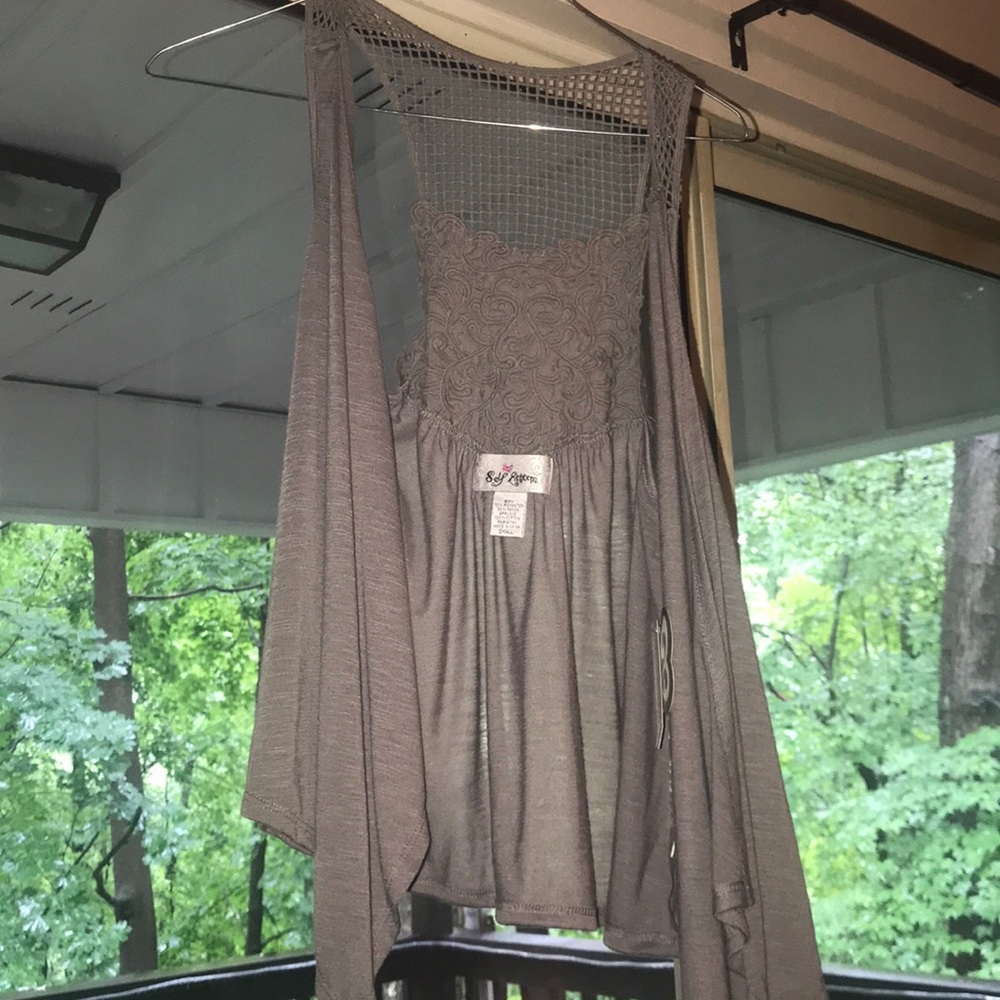 Tank cover
